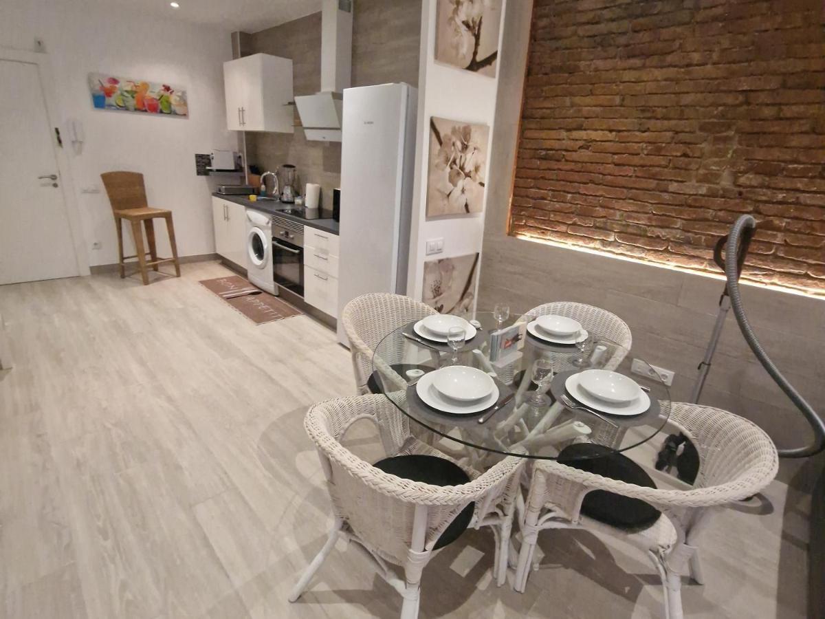 Barcelona,Apartamento Con Terraza Apartment L'Hospitalet de Llobregat Bagian luar foto